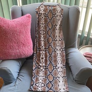 Snakeskin MIDI Dress!!